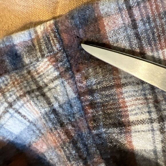 Vintage Pendleton Board Shirt Size M Virgin Wool Brown Tan Plaid US Made 60s 70s - Picture 11 of 13